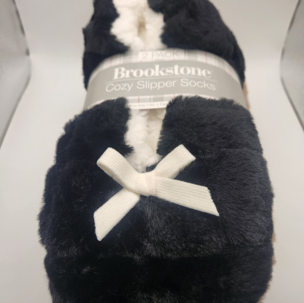 NWT Brookstone Cozy Slipper Socks x 2